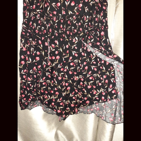 🌷Tulip Print Short Romper - Picture 3 of 4